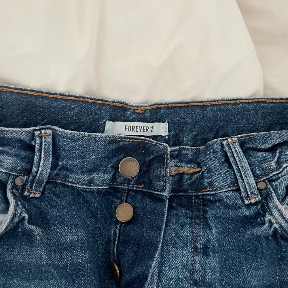 Dark blue mom jeans